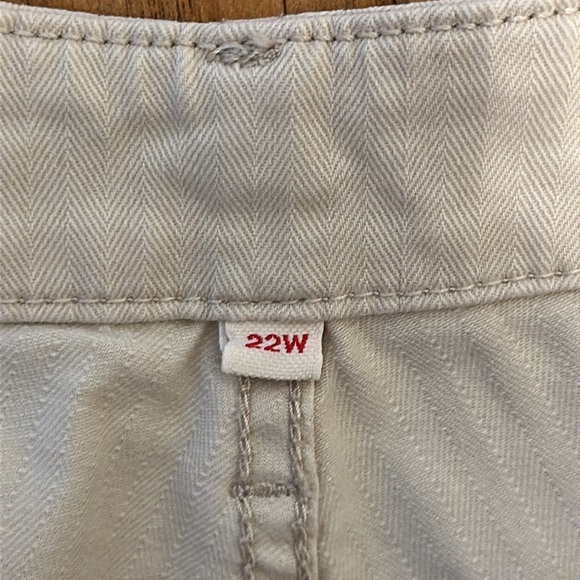 Levis Tan Straight Leg Jeans D6 - Picture 3 of 4